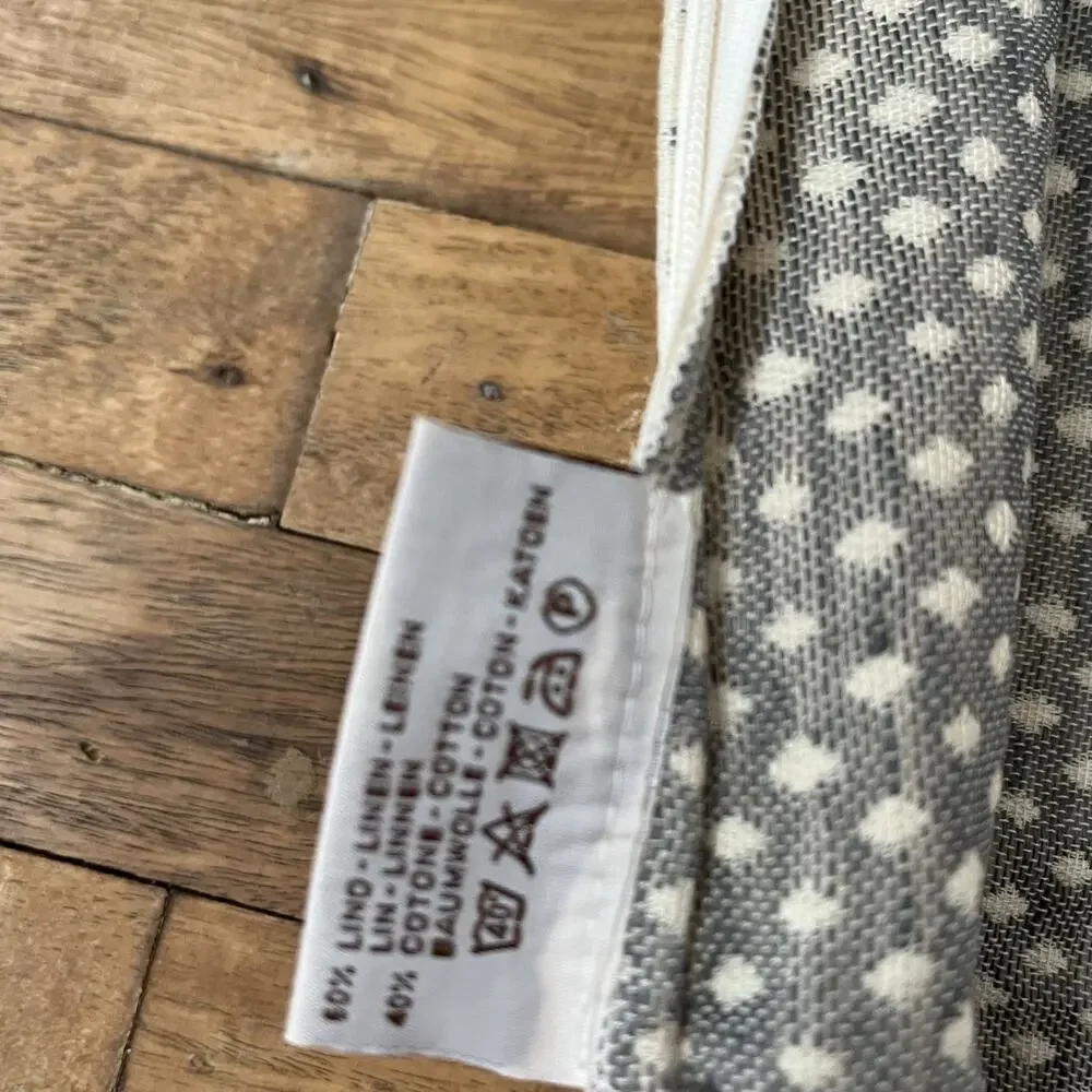 Busatti Pillow Covers 2 20x20 in Linen Blend Gray & Ivory Diamond Pattern Zip